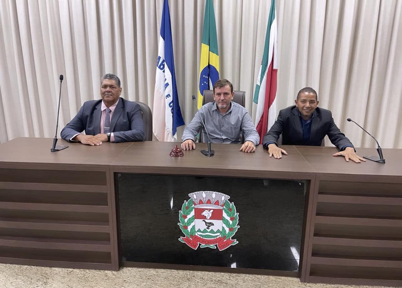Câmara Municipal de Ecoporanga/ES elege integrantes da nova Mesa Diretora para biênio 2023-2024